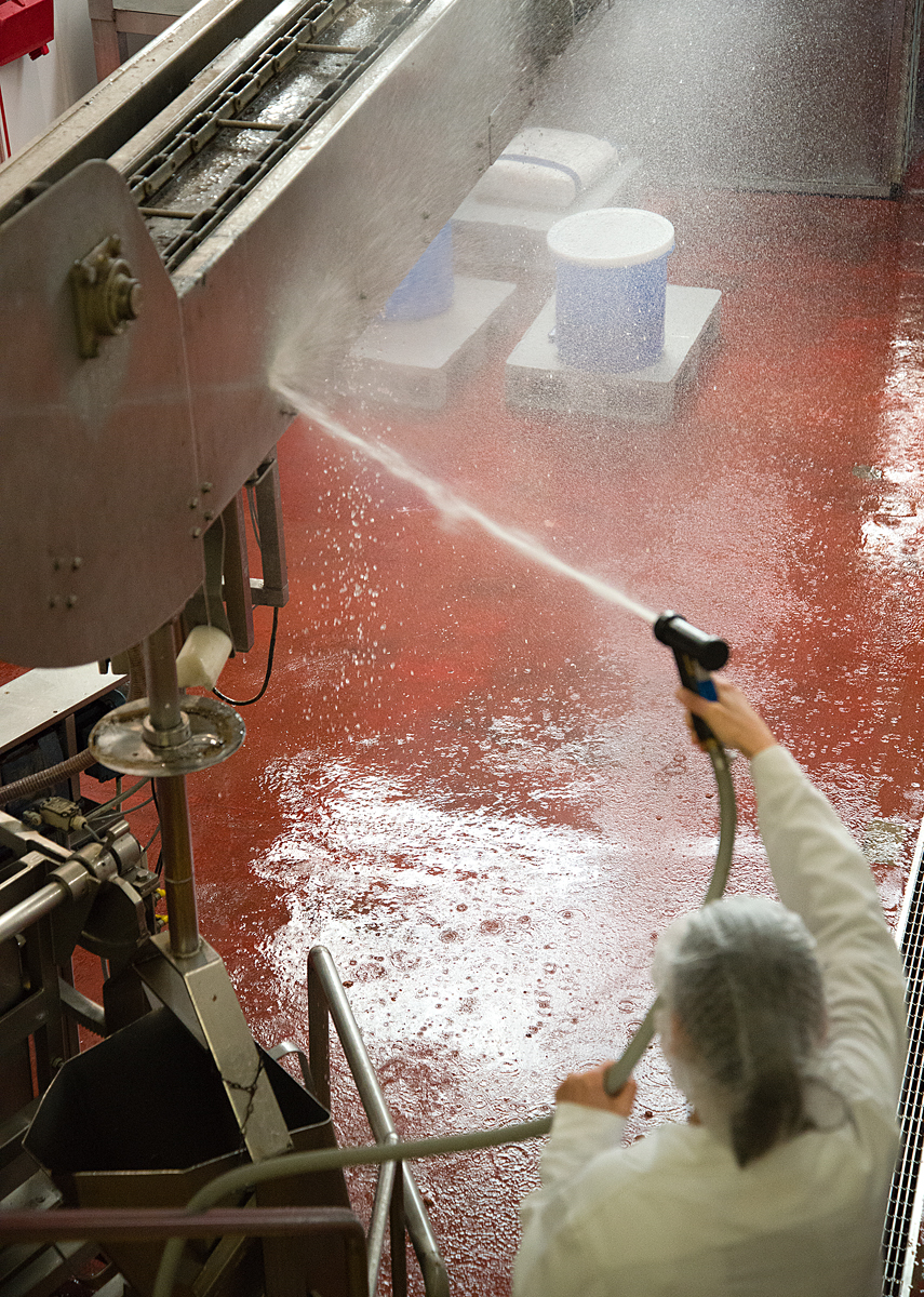 Tiptree: cleaning after a batch